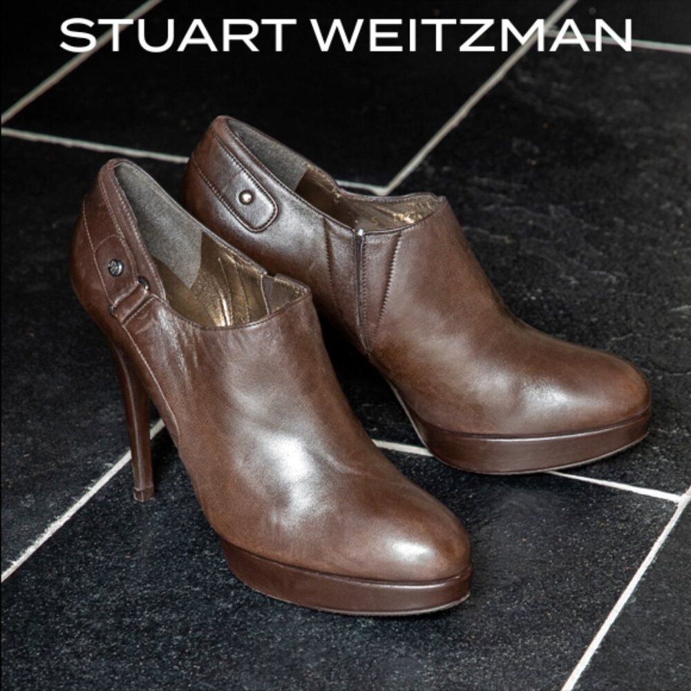 Stuart Weitzman Chocolate Brown Platform Leather Booties - size 11 Narrow